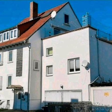 Stilvolle Ferienwohnung Free Parking, Space, Wlan Niestetal Exteriör bild