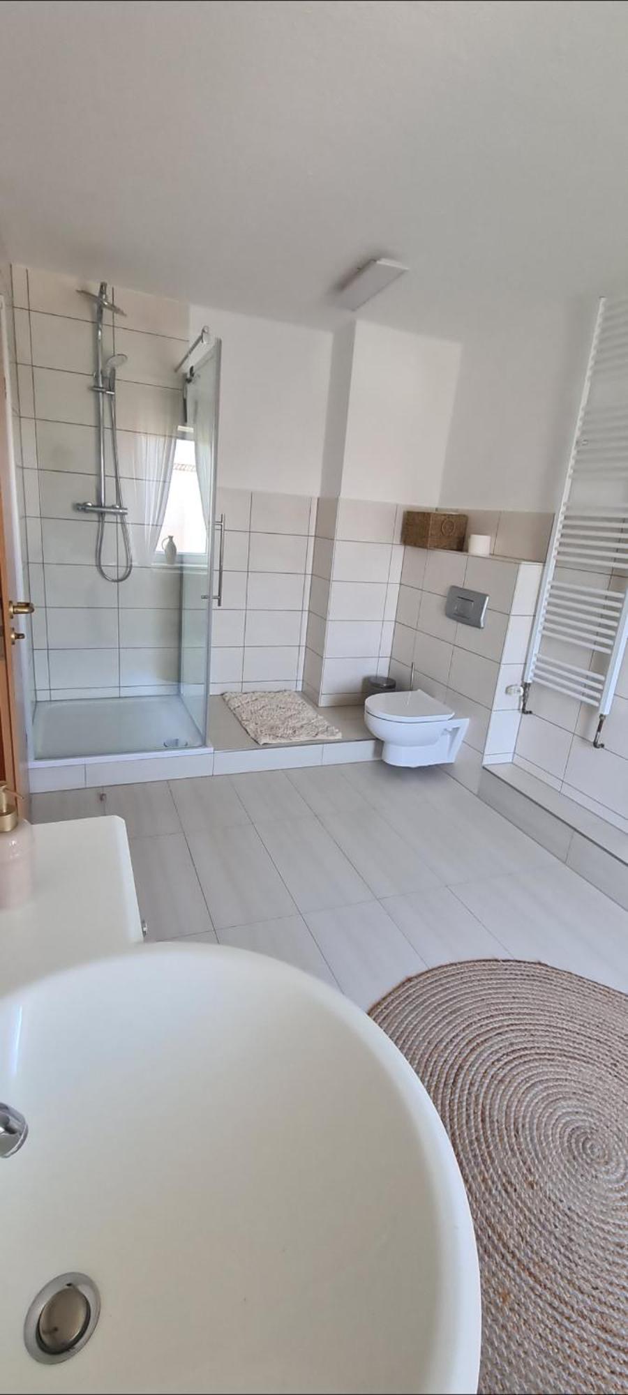 Stilvolle Ferienwohnung Free Parking, Space, Wlan Niestetal Exteriör bild