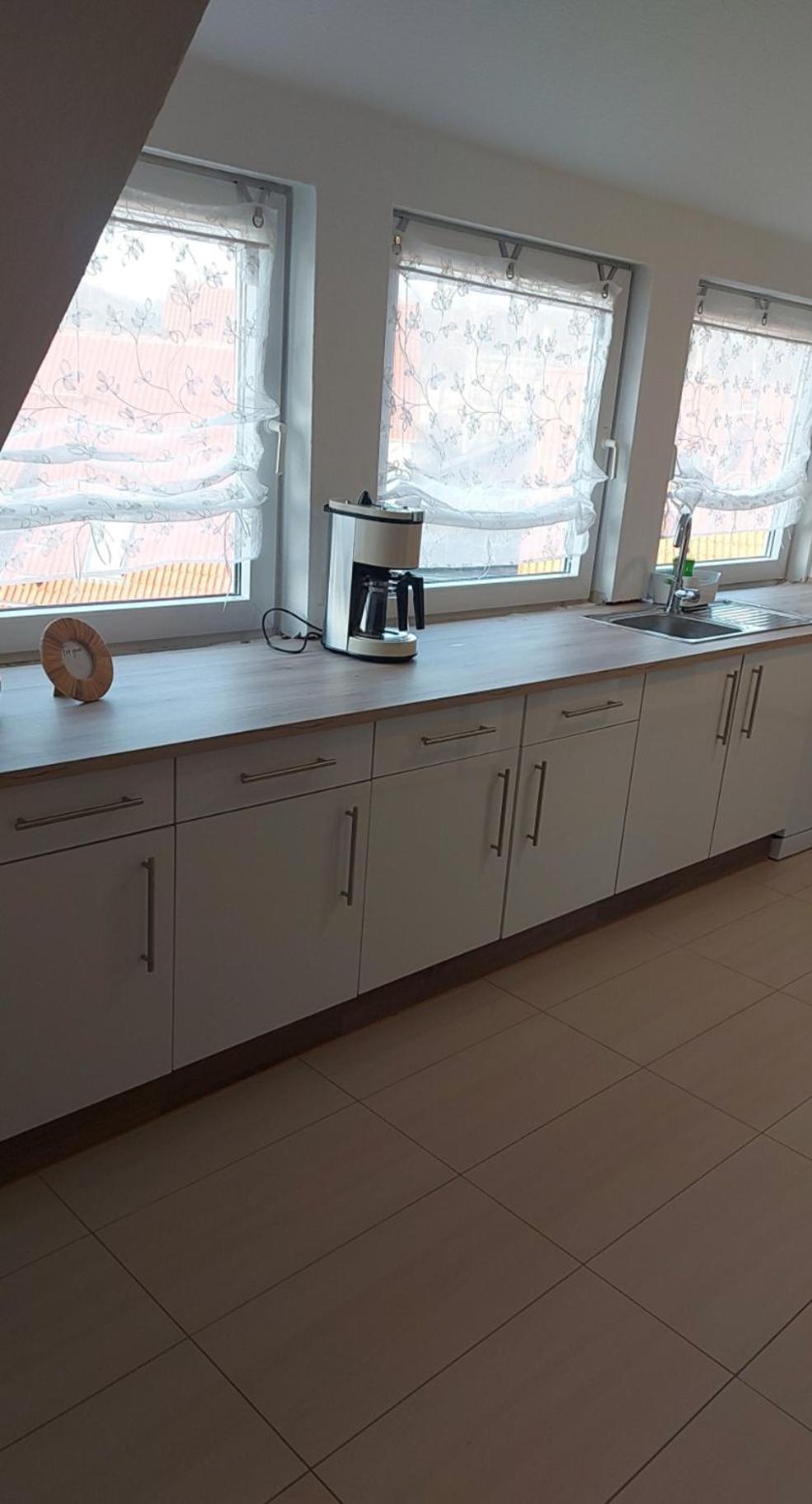 Stilvolle Ferienwohnung Free Parking, Space, Wlan Niestetal Exteriör bild